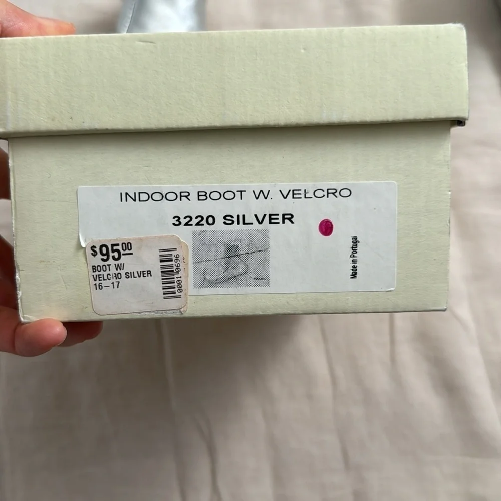 Petit nord Copenhagen fur leather boots for the baby